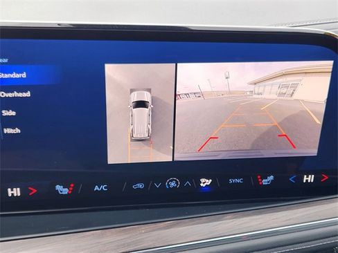 Used 2025 Chevrolet Tahoe LT image 26