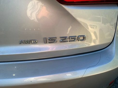 Used 2015 Lexus IS 250 AWD w/ Luxury Package image 8