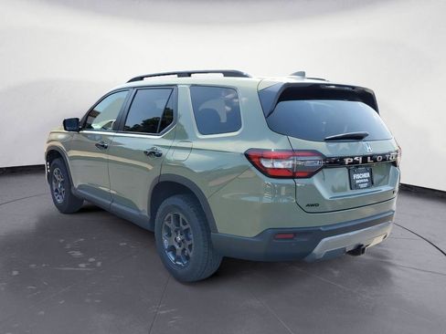 New 2026 Honda Pilot TrailSport image 4