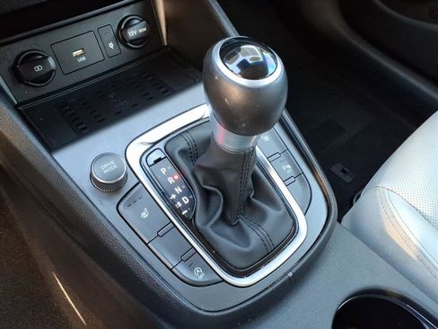 Certified 2022 Hyundai Kona Limited image 25