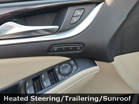 Used 2018 Buick Enclave Premium w/ Experience Buick Package image 13