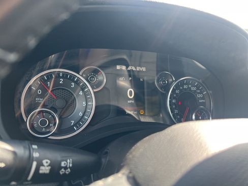 Used 2023 RAM 1500 Big Horn AWD/4WD image 25