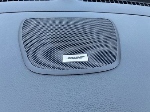 Used 2019 Nissan Rogue SL w/ Premium Package image 18