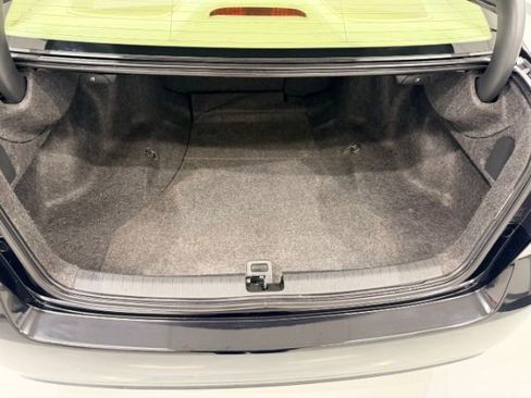 Used 2010 Acura TSX V6 Sedan image 42