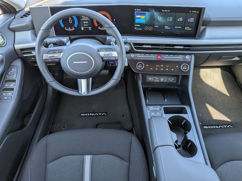 New 2026 Hyundai Sonata SEL FWD image 6
