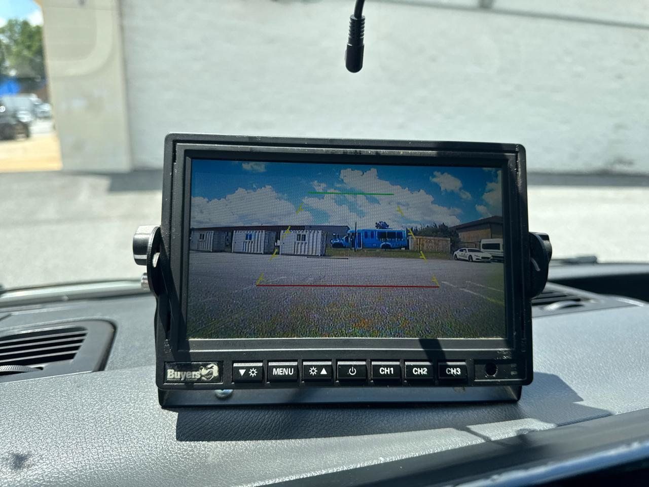 Used 2019 Mercedes-Benz Sprinter 170 w/ Premium Plus Package image 15