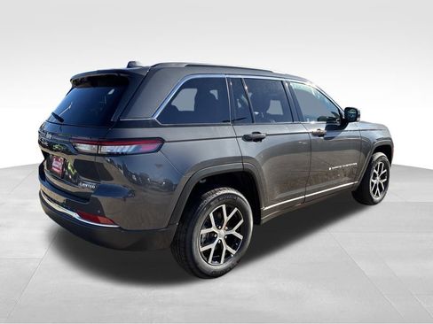 New 2025 Jeep Grand Cherokee Limited w/ Luxury Tech Group II image 5