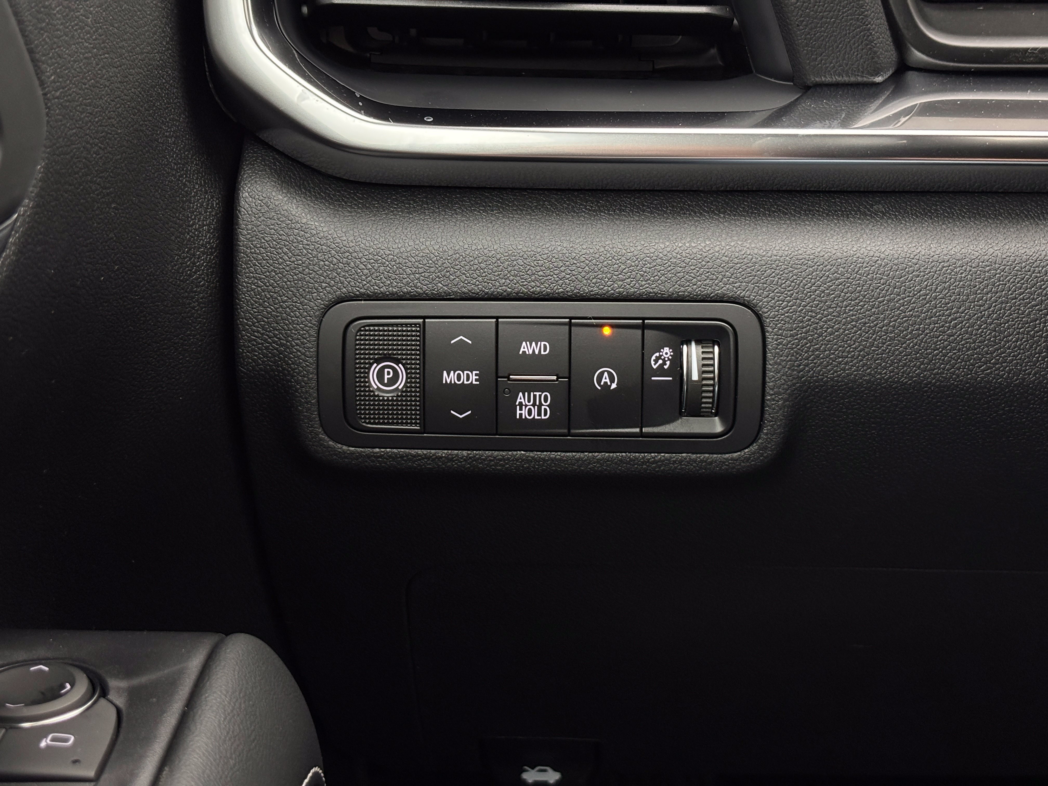 New 2027 GMC Terrain Denali w/ LPO, Floor Liner Package AWD/4WD image 24