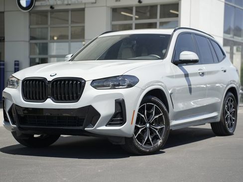 Used 2024 BMW X3 xDrive30i w/ M Sport Package AWD/4WD image 1