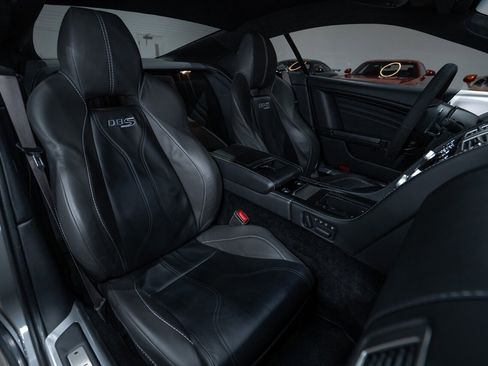 Used 2010 Aston Martin DBS image 30