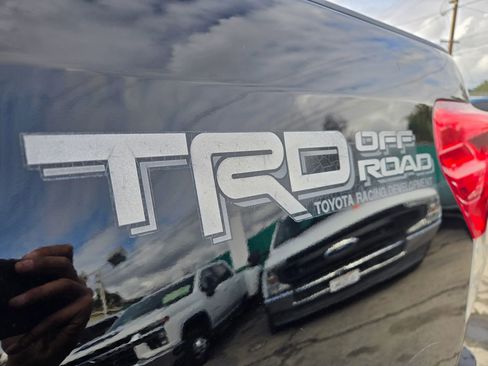 Used 2013 Toyota Tundra 4x4 CrewMax w/ TRD Off-Road Pkg image 36