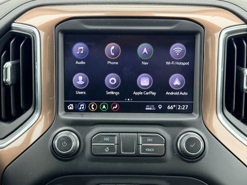 Used 2019 Chevrolet Silverado 1500 High Country w/ Technology Package AWD/4WD image 22