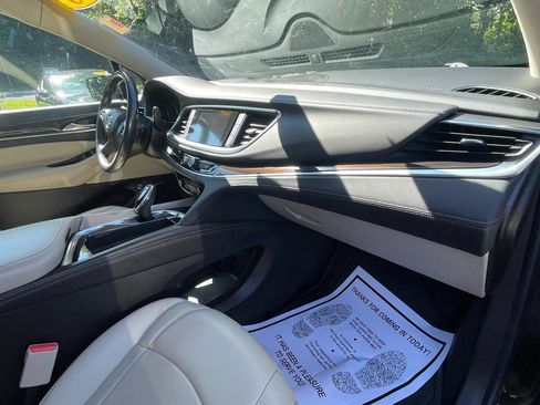 Used 2018 Buick Enclave Essence w/ Trailering Package AWD/4WD image 30