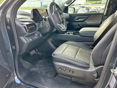 Used 2026 Chevrolet Silverado EV Trail Boss w/ Plus Package AWD/4WD image 7