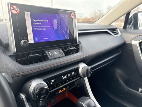 Used 2024 Toyota RAV4 Adventure image 19