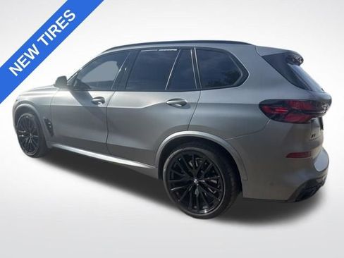 Used 2025 BMW X5 M60i w/ Executive Package image 7