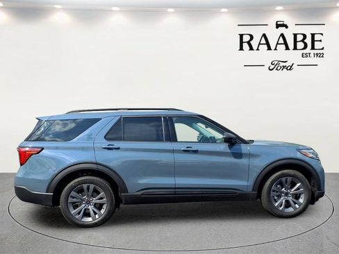 Used 2026 Ford Explorer Active w/ Active Comfort Package AWD/4WD image 8