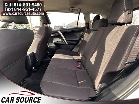 Used 2018 Toyota RAV4 XLE w/ Plus Extra Value Package image 16