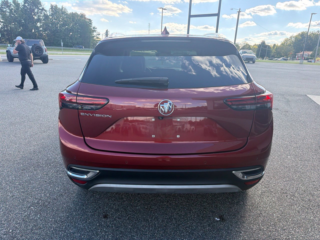 Used 2021 Buick Envision Essence FWD image 7