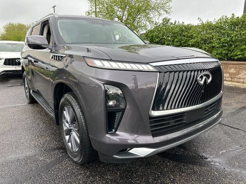 Certified 2026 INFINITI QX80 Pure w/ Cargo Package AWD/4WD image 17