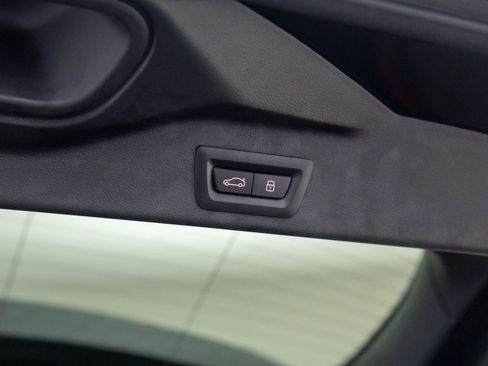 Certified 2025 BMW X5 xDrive40i w/ Executive Package image 34