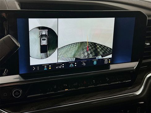 Used 2024 Chevrolet Silverado 3500 LTZ image 20