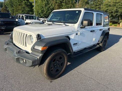 Used 2022 Jeep Wrangler Unlimited Sport AWD/4WD image 7