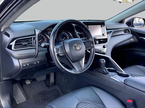Used 2022 Toyota Camry SE FWD image 17