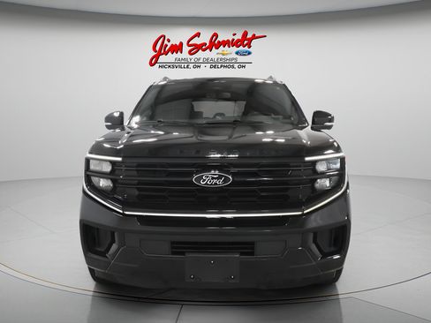 Used 2025 Ford Expedition Platinum w/ Stealth Performance Package AWD/4WD image 3