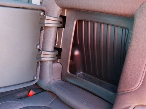 Used 2019 Chevrolet Silverado 1500 LT Trail Boss image 19