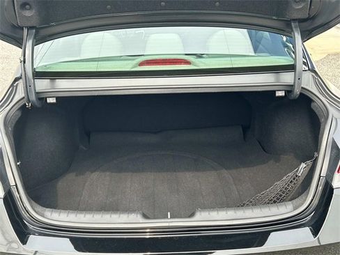 Used 2023 Hyundai Elantra SEL w/ Convenience Package image 12