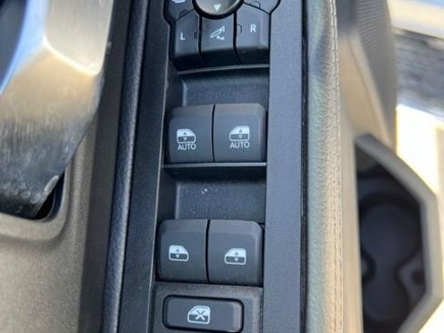 Used 2026 RAM 2500 Big Horn AWD/4WD image 15