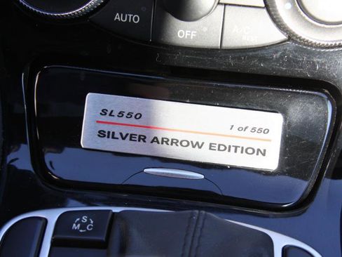 Used 2009 Mercedes-Benz SL 550 SL550 image 34