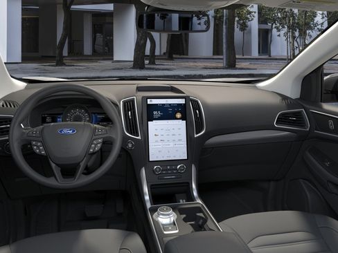 New 2024 Ford Edge SE w/ Black Appearance Package image 8