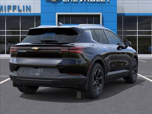 New 2026 Chevrolet Equinox EV LT image 4
