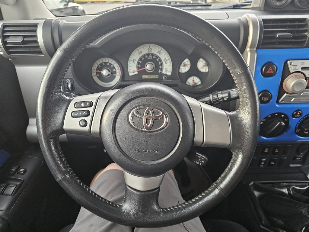 Used 2007 Toyota FJ Cruiser 4WD w/ Upgrade Pkg 1 image 29