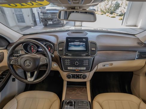 Used 2018 Mercedes-Benz GLE 350 4MATIC w/ Premium 1 Package image 8