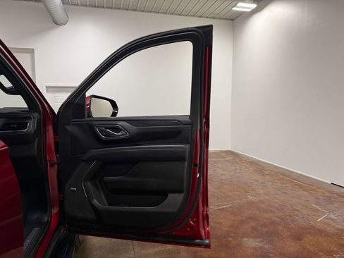 Used 2023 GMC Yukon SLT w/ SLT Luxury Package AWD/4WD image 62