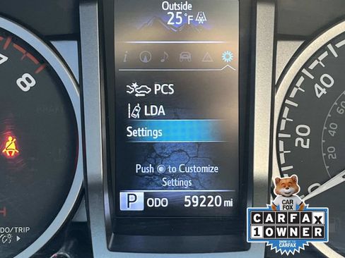 Used 2022 Toyota Tacoma Limited image 35