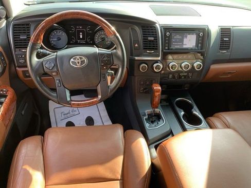 Used 2019 Toyota Sequoia Platinum image 15