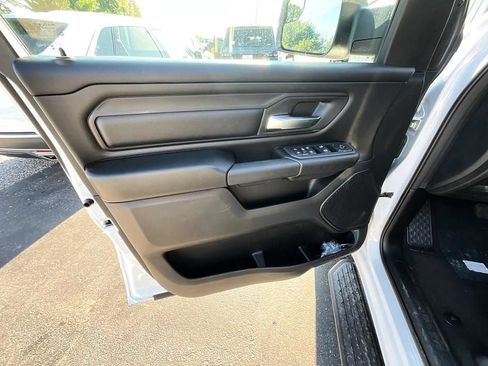New 2026 RAM 1500 Express AWD/4WD image 11