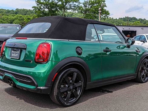 Used 2024 MINI Cooper S FWD image 8
