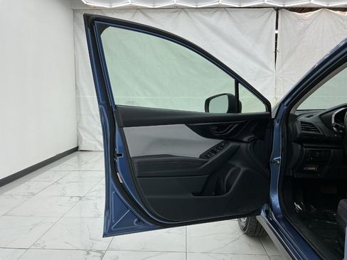 Used 2018 Subaru Crosstrek 2.0i Premium AWD/4WD image 18