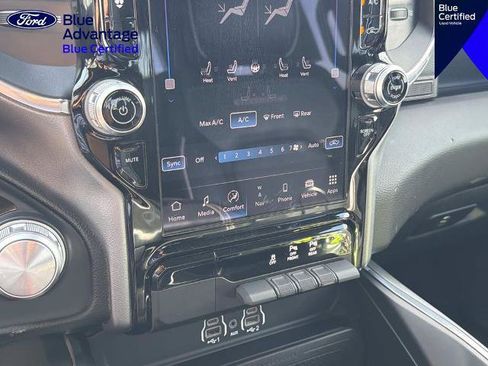 Used 2025 RAM 1500 Laramie AWD/4WD image 26