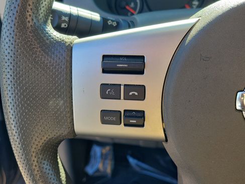 Used 2019 Nissan Frontier SV image 26