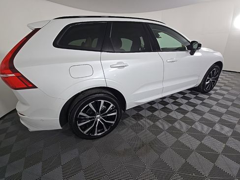 Certified 2023 Volvo XC60 B5 Plus w/ Climate Package image 10