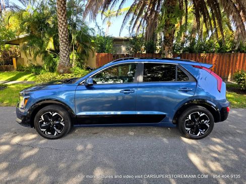 Used 2023 Kia Niro Wind FWD image 12