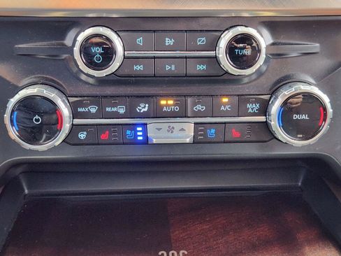 Used 2024 Ford F250 King Ranch w/ Chrome Package AWD/4WD image 30