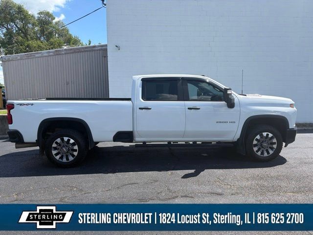 Used 2021 Chevrolet Silverado 2500 Custom w/ Custom Value Package AWD/4WD image 2