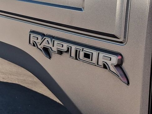 Used 2018 Ford F150 Raptor w/ Equipment Group 802A Luxury AWD/4WD image 31